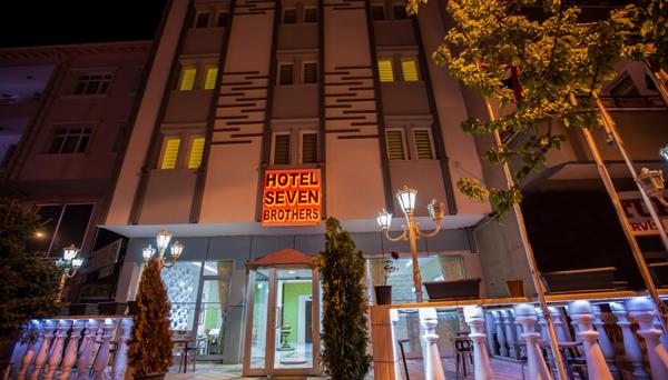 Hotel Seven Brothers