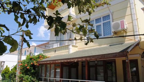Alp Motel