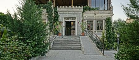 Alaturca House