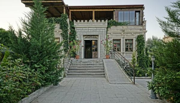 Alaturca House