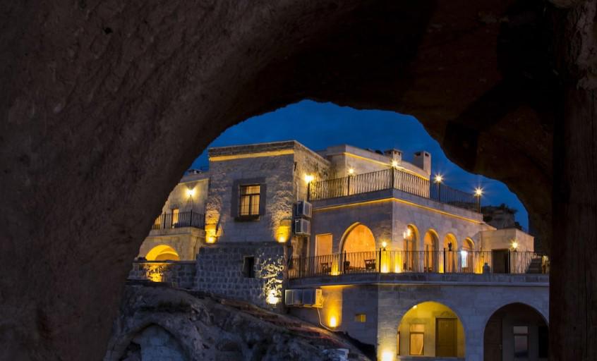 Caldera Hotel