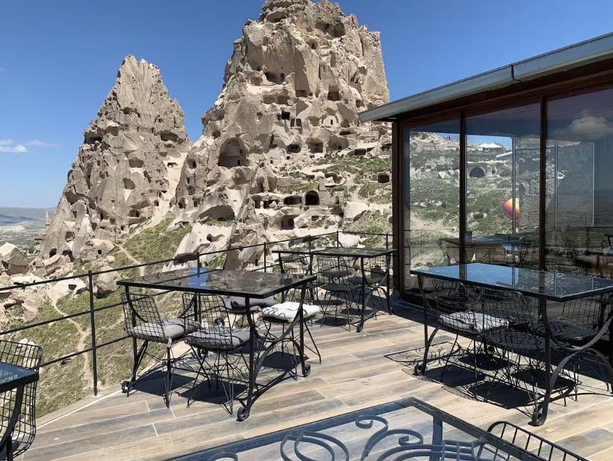 Caldera Hotel