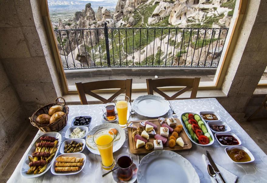 Caldera Hotel
