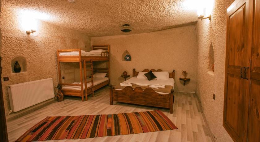 Cave Life Hotel