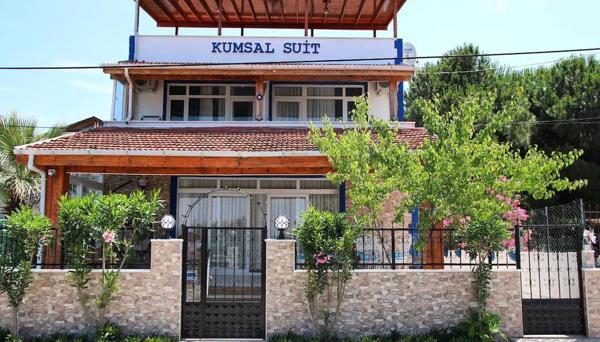 Kumsal Suit