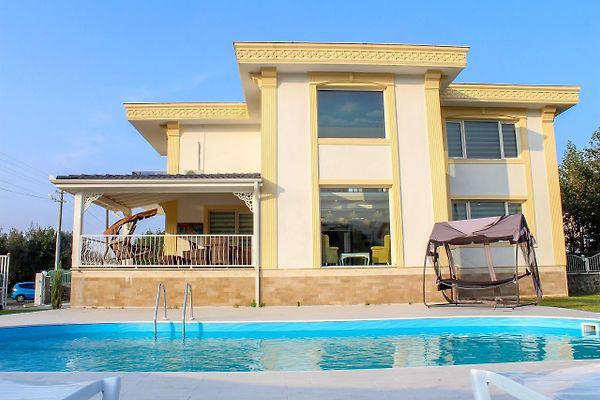 King Villa