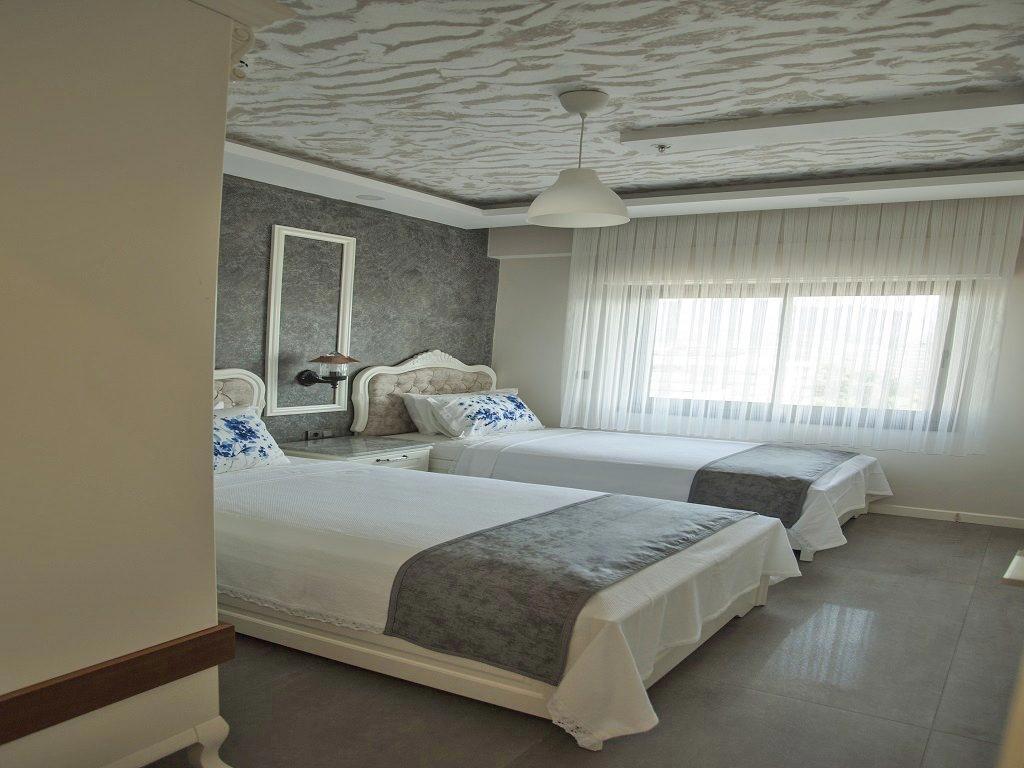 Lion Park Suits & Residence