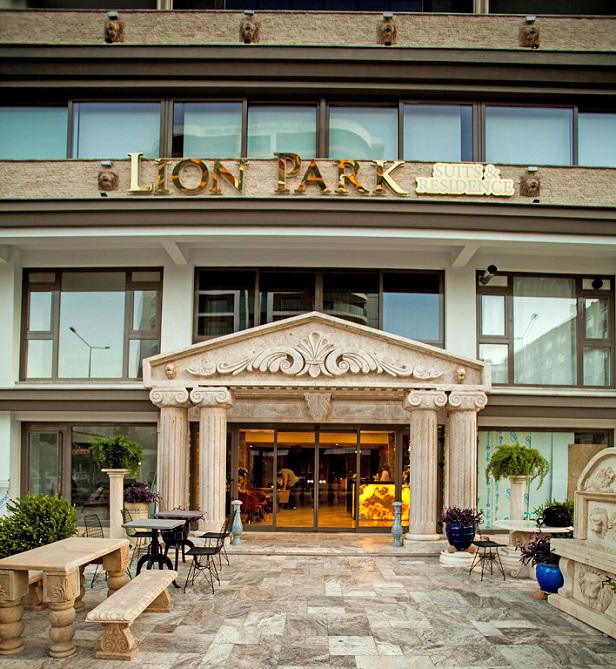 Lion Park Suits & Residence