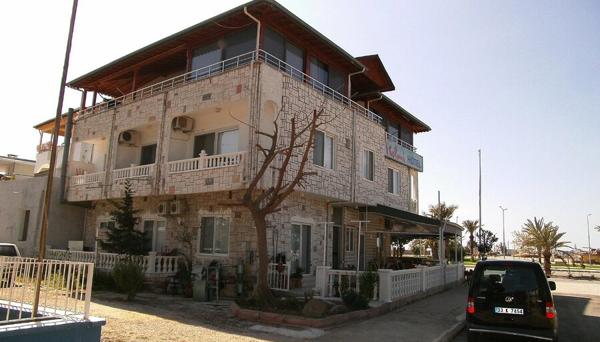 Holmi Hotel