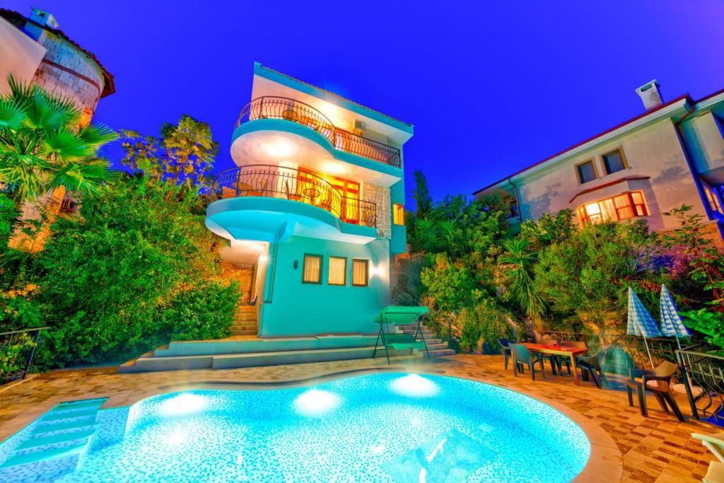 Villa Yunus