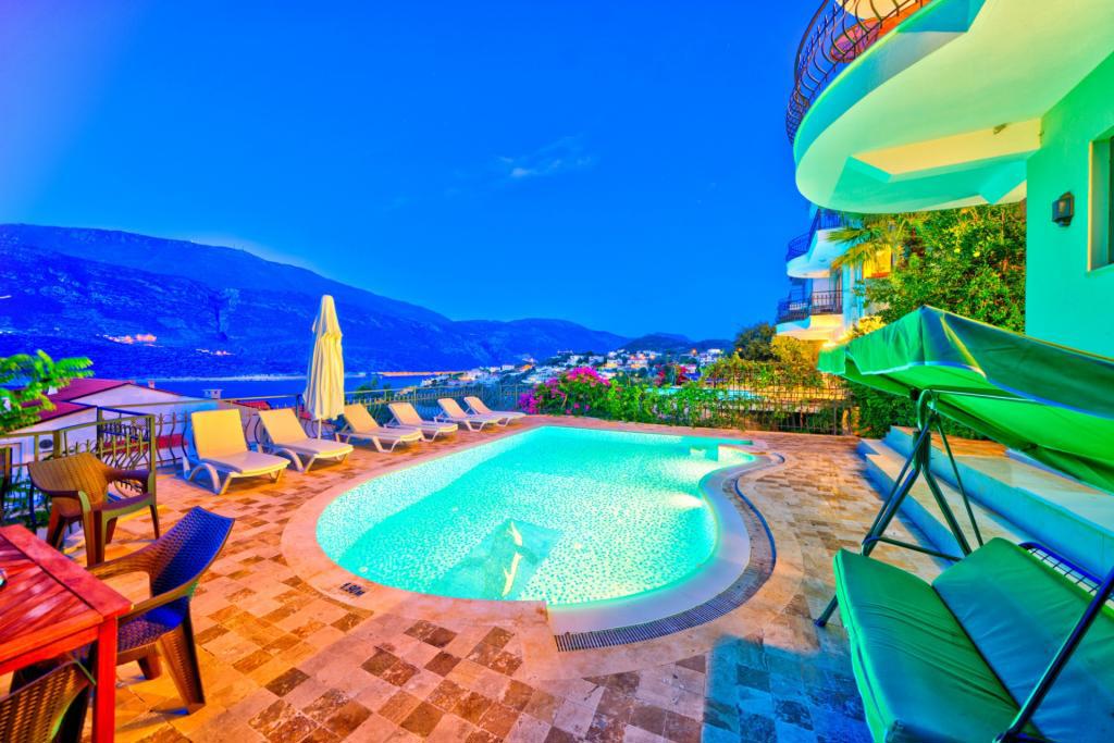 Villa Yunus