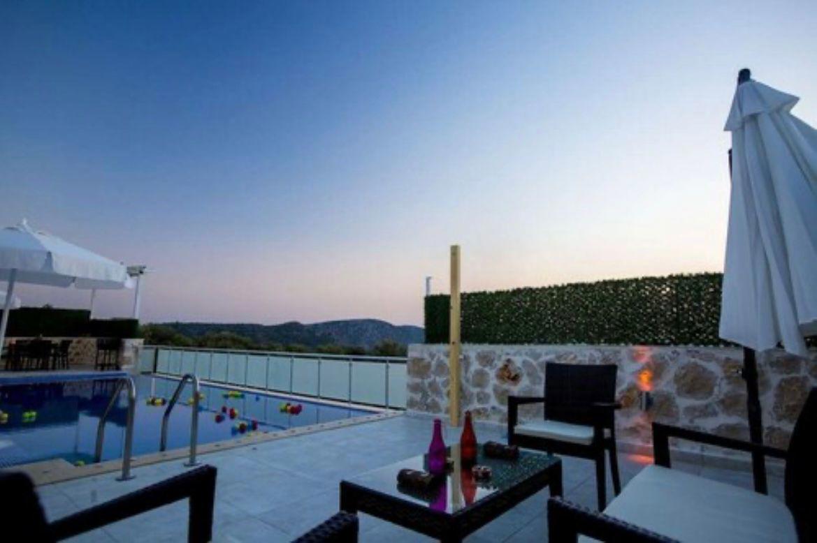 Villa Moon
