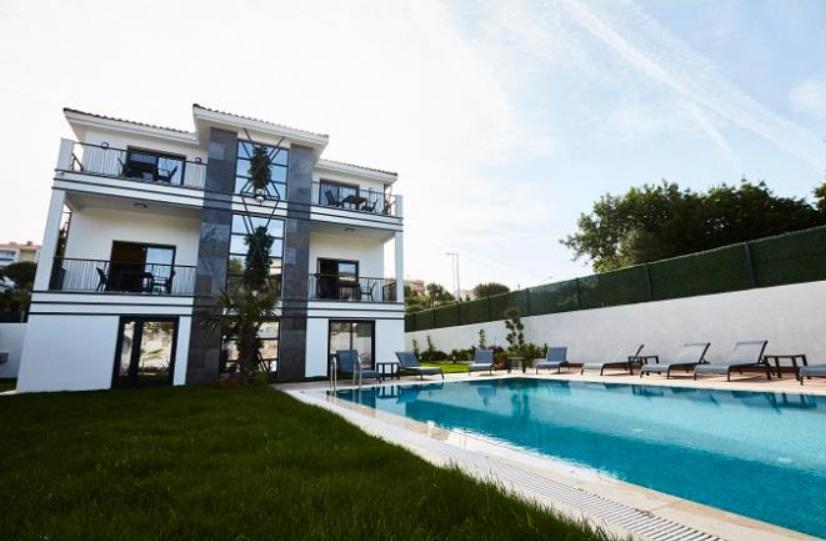 Ruwais Hotel
