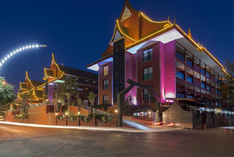 Siam Elegance Hotels & Spa