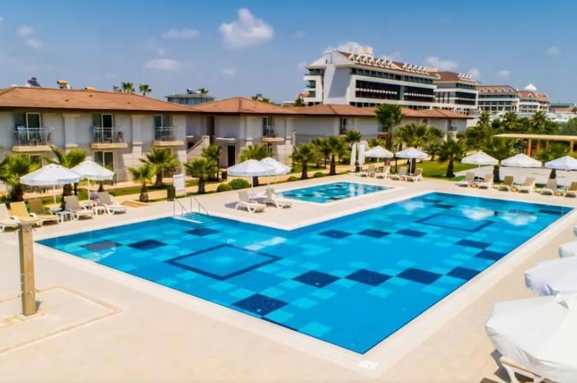 Crystal Boutique Beach Resort