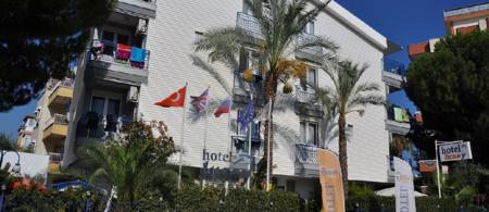Hotel Lunay
