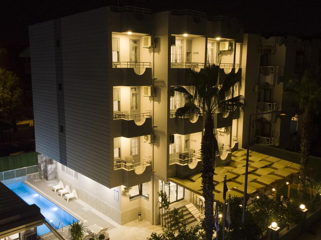 Opera Boutique Hotel