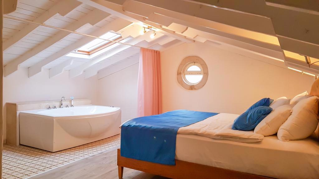 Alaçatı Otel Rebetiko