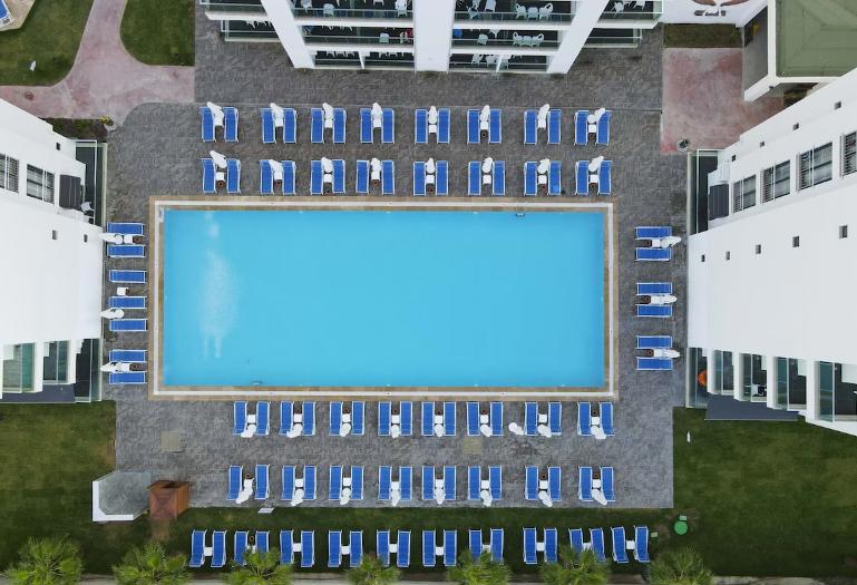 Lavia Hotel Lara