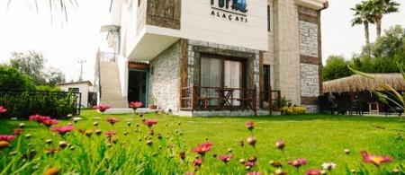 Pupa Alaçatı Butik Otel