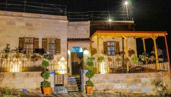 Valley Inn Cave Hotel