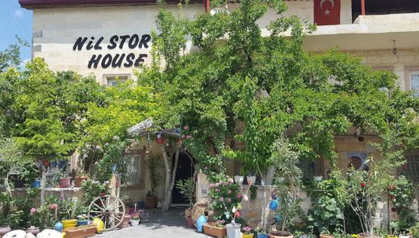 Nil Story House