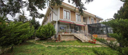 Sea House Hotel