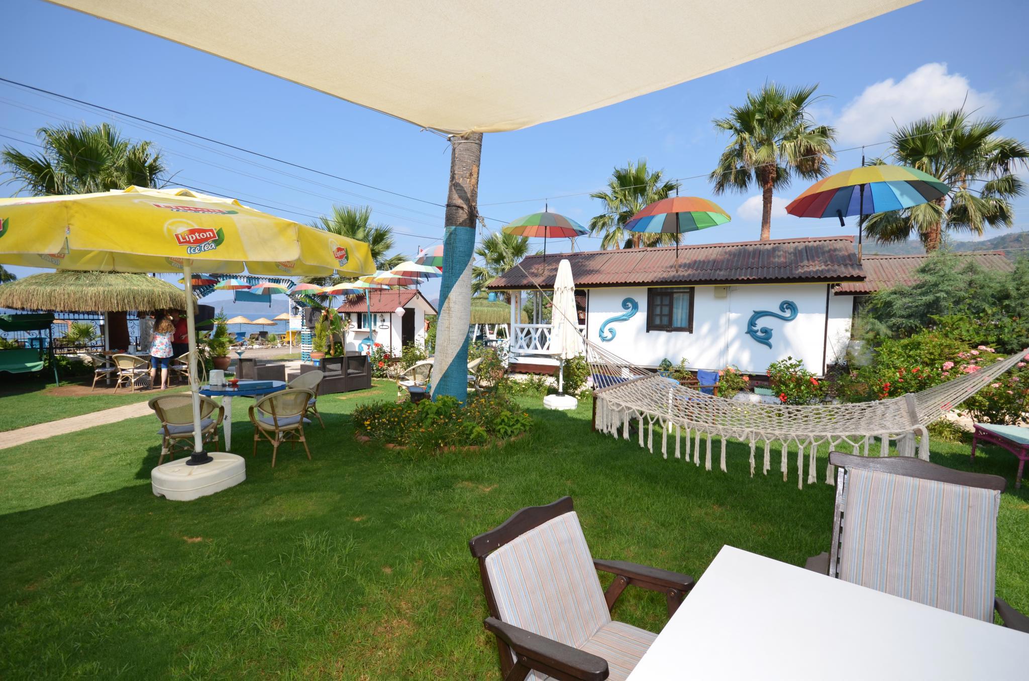 Blu Brezza Marine Hotel