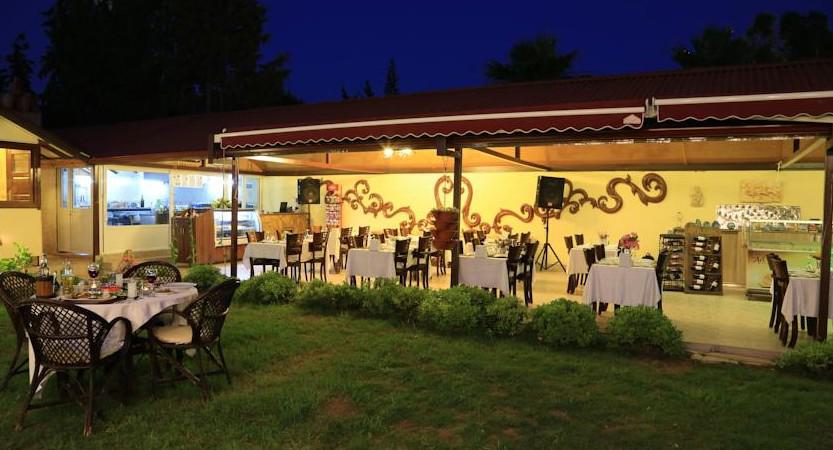 Blu Brezza Marine Hotel
