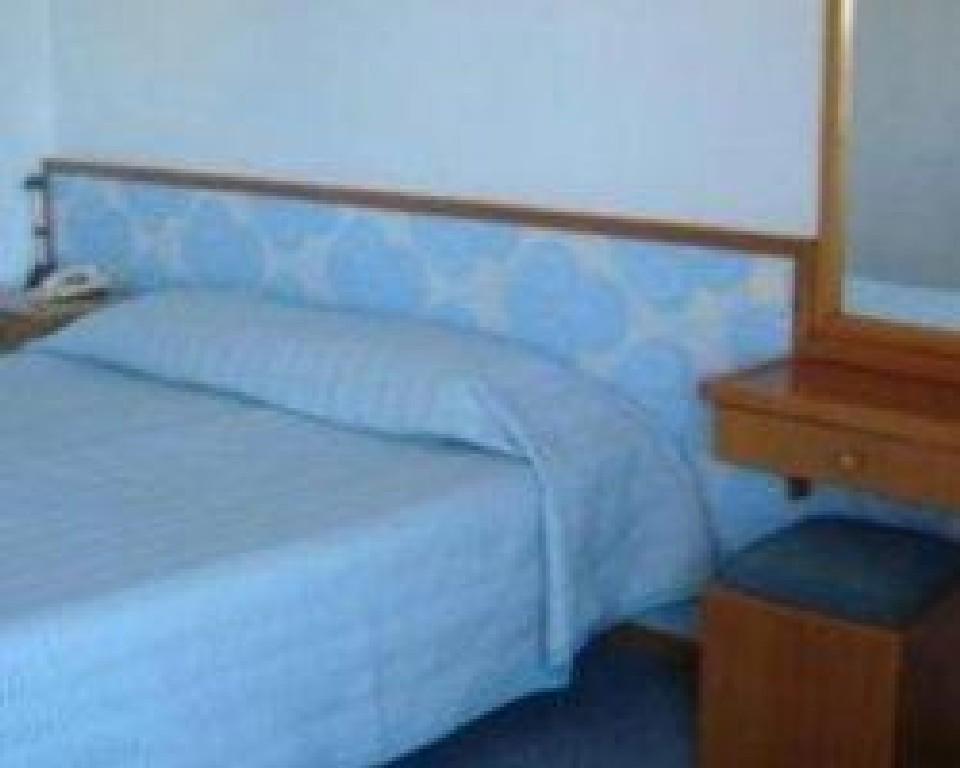 Paris Hotel