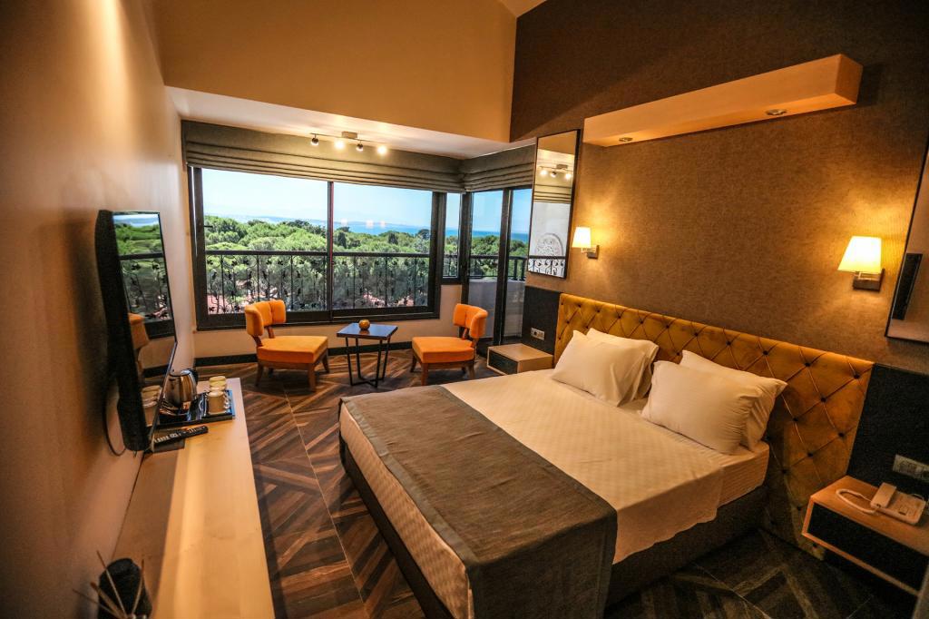 Royal Çeşme Hotel