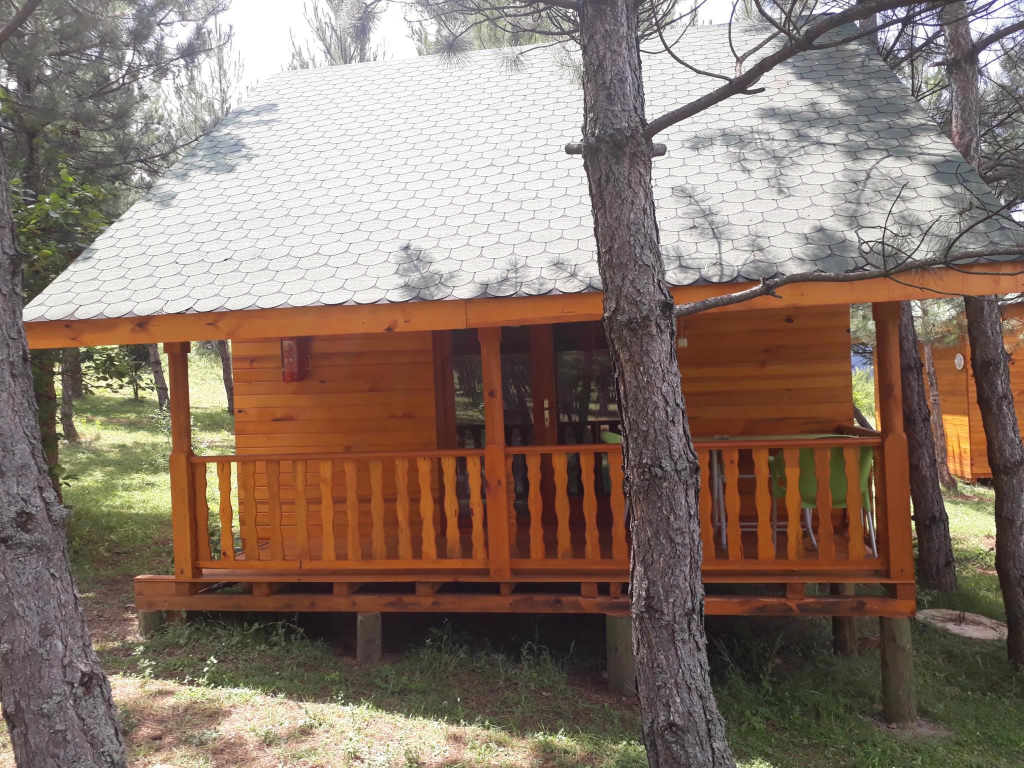 Nesilce Tatil Köyü
