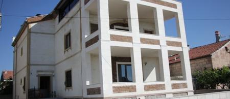 El Nazar Stone Suite