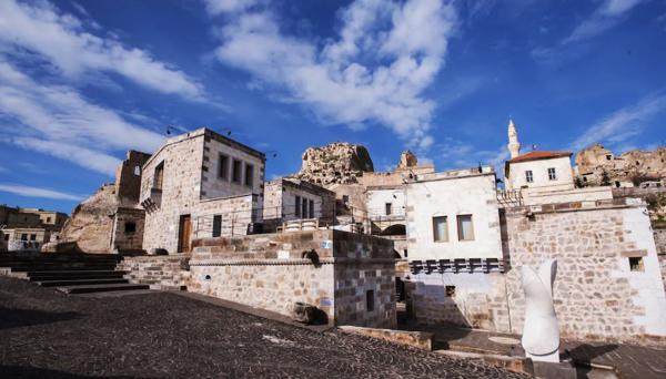 Millstone Cave Suites