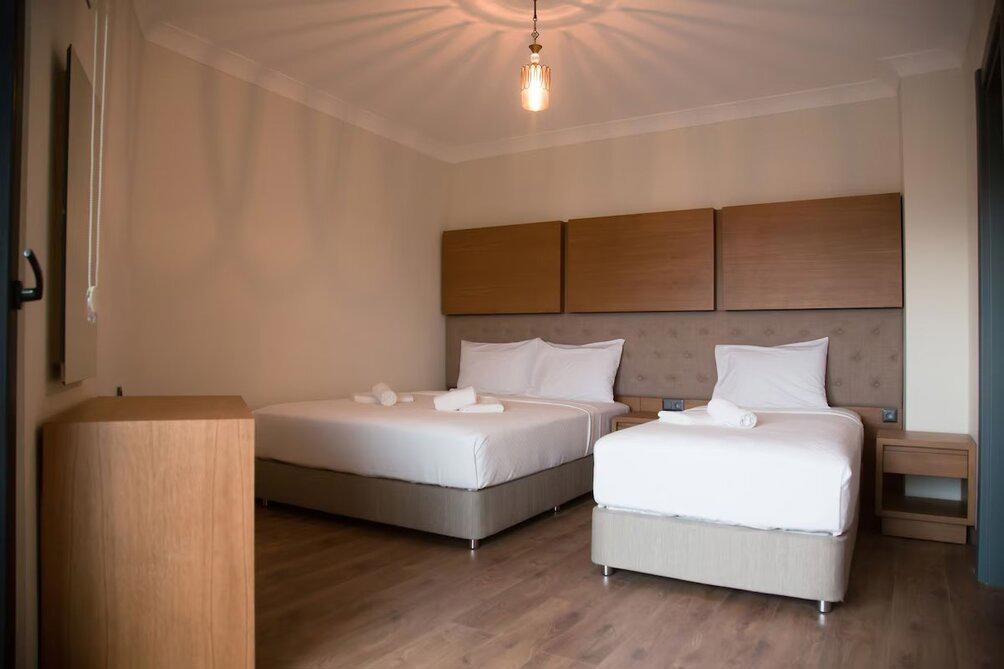 Ceneviz Suit Otel