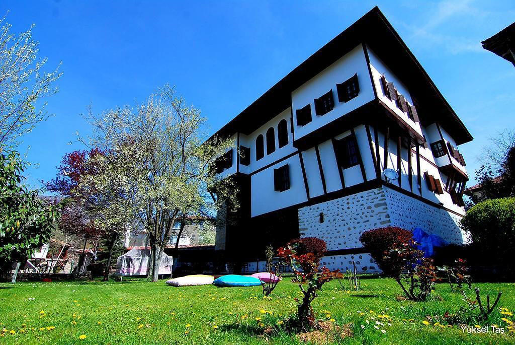 Gökçüoğlu Konağı