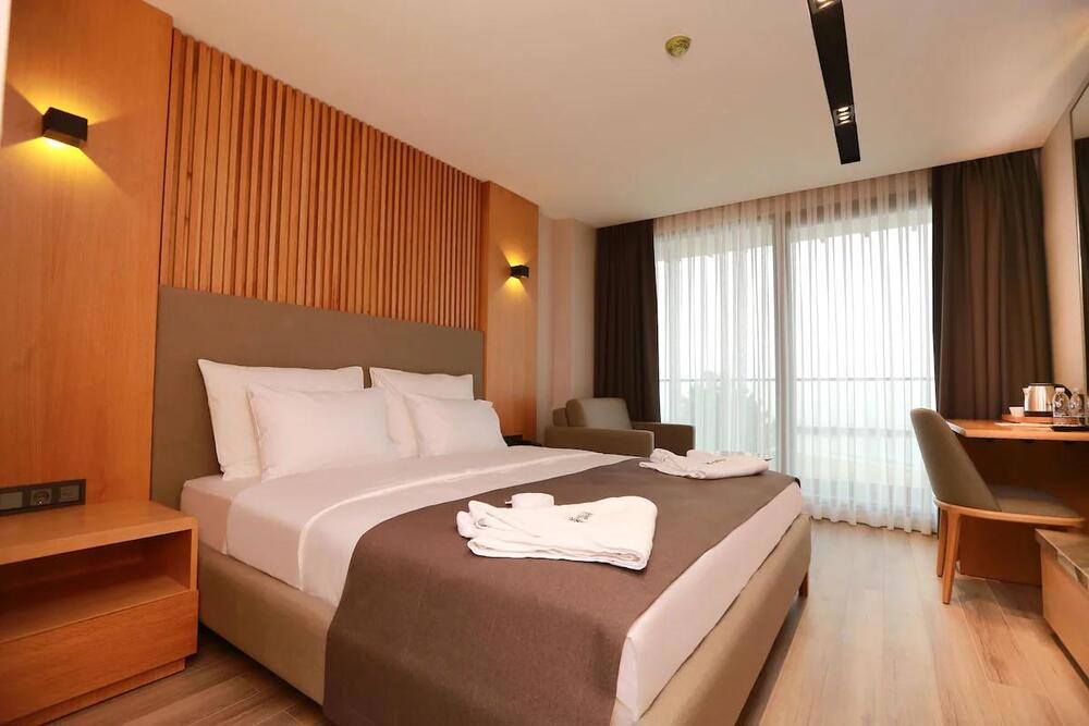 Pikola Otel