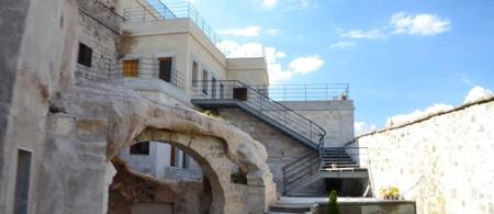 Helike Cave Hotel