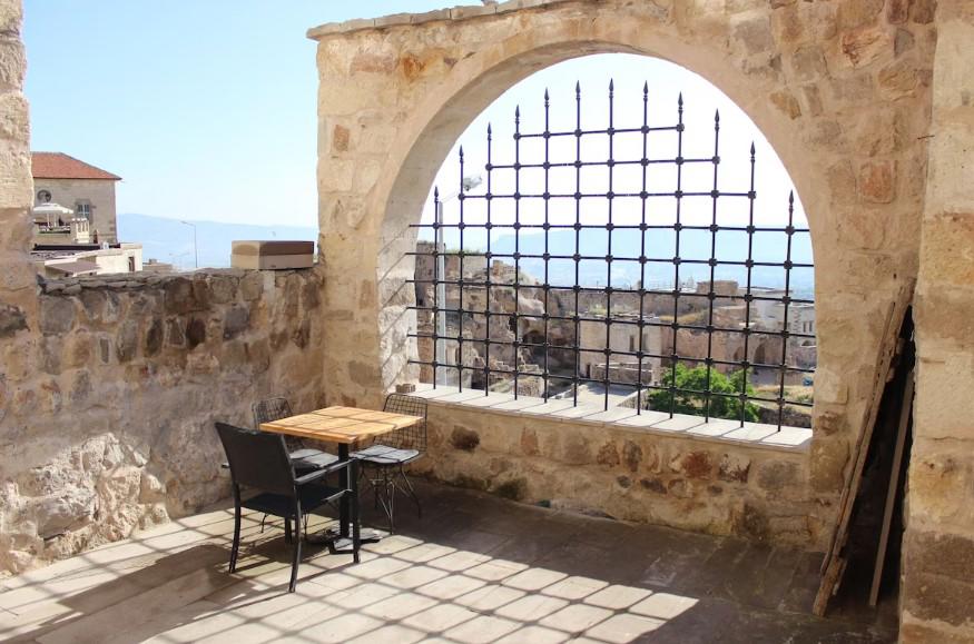 Helike Cave Hotel