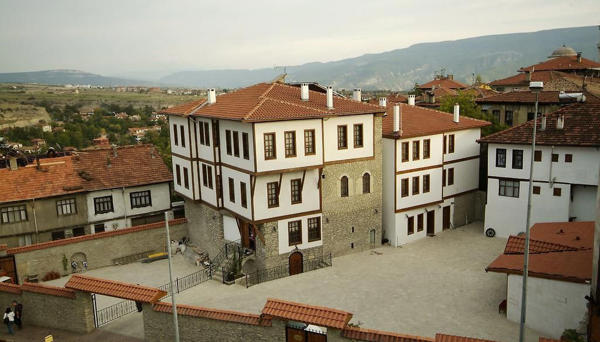Kardelen Konakları