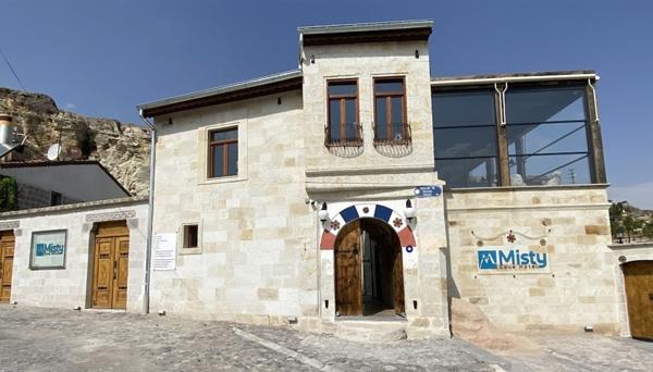 Misty Cave Hotel