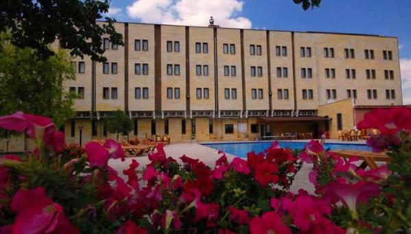 Otel Altinyazi