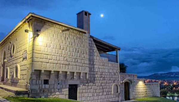 Avanos Evi