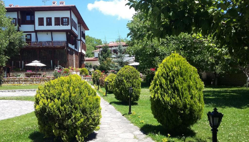Asmazlar Bağ Evi
