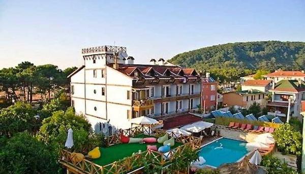 Kurfal Otel