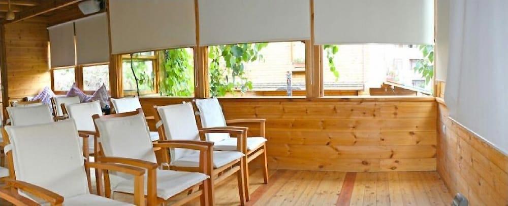Kurfal Otel