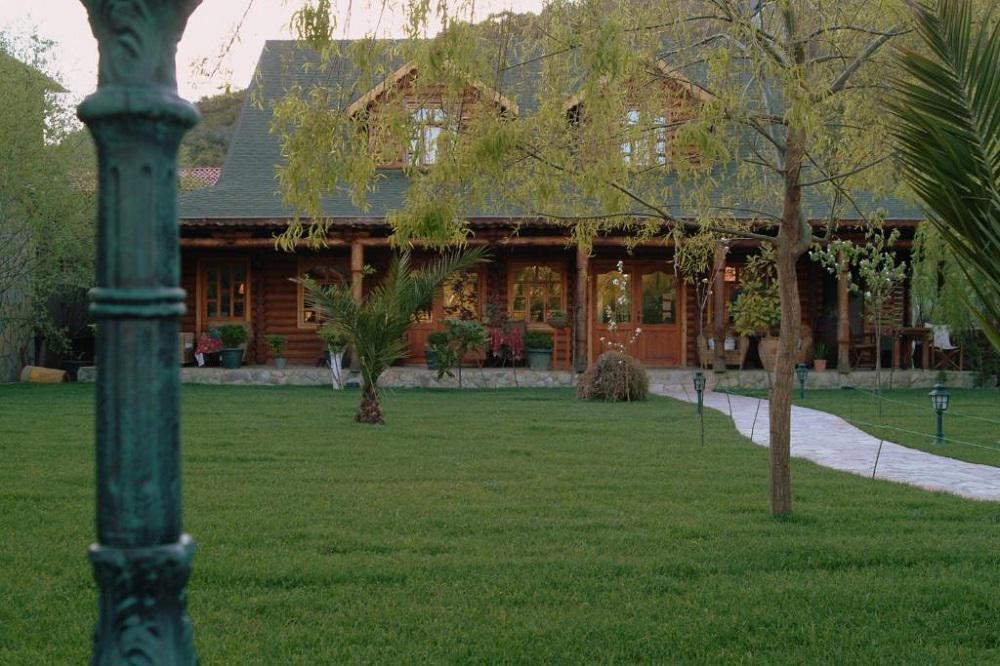 Tranquilla River Lodge- Adults Only