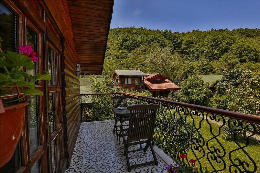 Tranquilla River Lodge- Adults Only