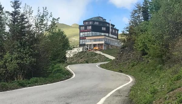 Aymeydani Hotel