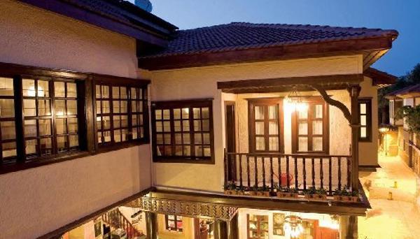 Otantik Bavarian Hotel
